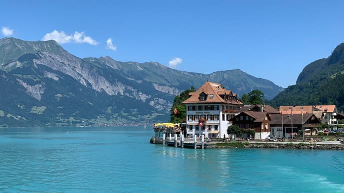 Arrival & journey to Switzerland